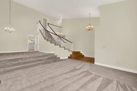 Living - 2156 Fox Glen Dr, Fairfield, CA 94534 photo 6 of 10