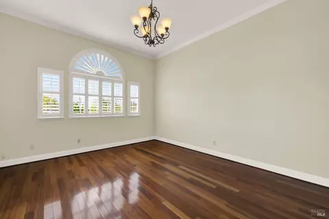 Bedroom - 2156 Fox Glen Dr, Fairfield, CA 94534 photo 1 of 10