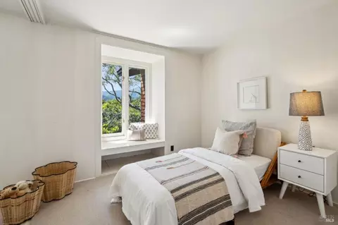 Bedroom - 145 Marlin Ave, Mill Valley, CA 94941 photo 6 of 14