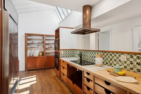 Kitchen - 145 Marlin Ave, Mill Valley, CA 94941 photo 3 of 5