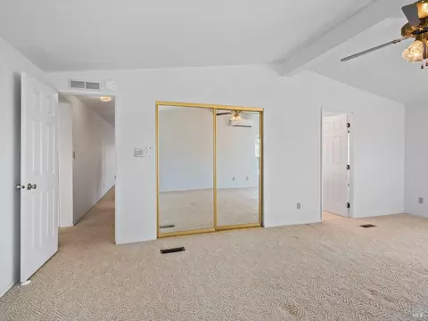 Bedroom - 31300 Pine Mountain Rd, Cloverdale, CA 95425 photo 1 of 5
