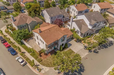 View/Area - 520 Poplar Ave, Vallejo, CA 94592 photo 7 of 9