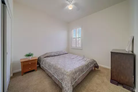 Bedroom - 520 Poplar Ave, Vallejo, CA 94592 photo 6 of 9
