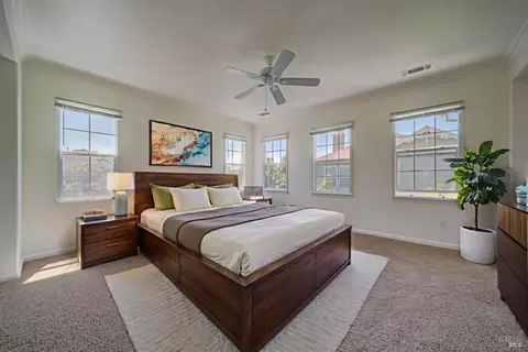 Bedroom - 520 Poplar Ave, Vallejo, CA 94592 photo 2 of 9