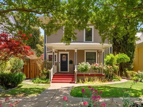 190 Franklin St, Napa, CA 94558