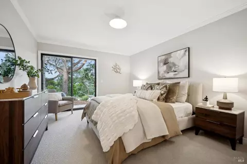 Bedroom - 58 Eucalyptus Knoll St, Mill Valley, CA 94941 photo 1 of 6