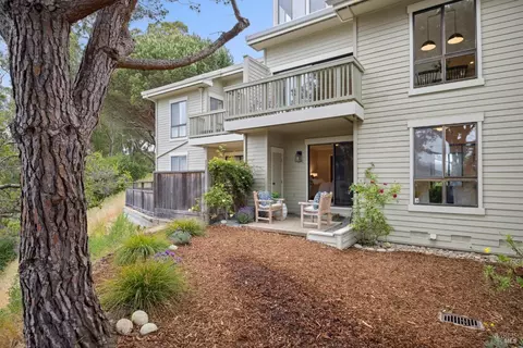 Exterior - 58 Eucalyptus Knoll St, Mill Valley, CA 94941 photo 6 of 11