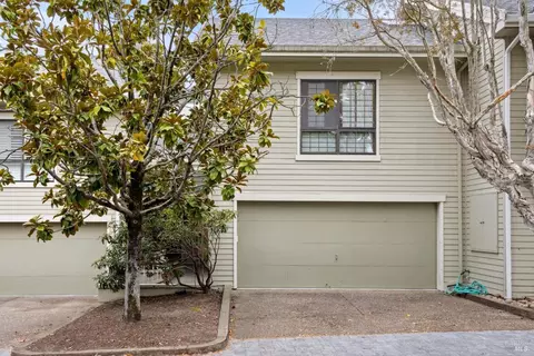Exterior - 58 Eucalyptus Knoll St, Mill Valley, CA 94941 photo 2 of 11