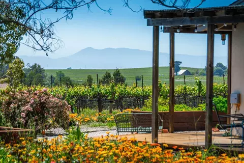 1150 Bayview Ave, Napa, CA 94559