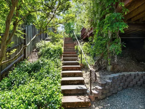 Exterior - 189 Vine Dr, Cloverdale, CA 95425 photo 28 of 28