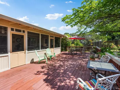 Exterior - 189 Vine Dr, Cloverdale, CA 95425 photo 19 of 28