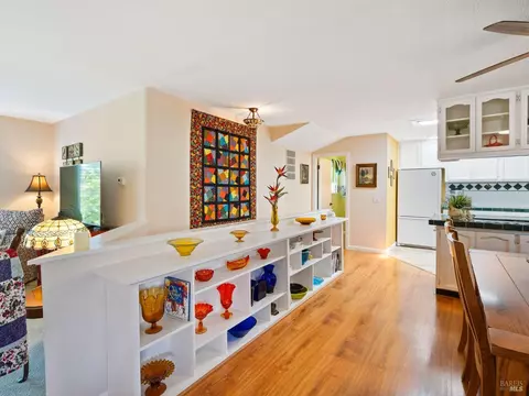 Entry Way - 189 Vine Dr, Cloverdale, CA 95425 photo 6 of 6
