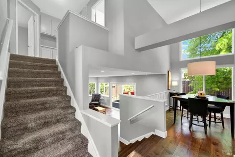Entry Way - 3002 Poplar Ct, Fairfield, CA 94533 photo 7 of 11