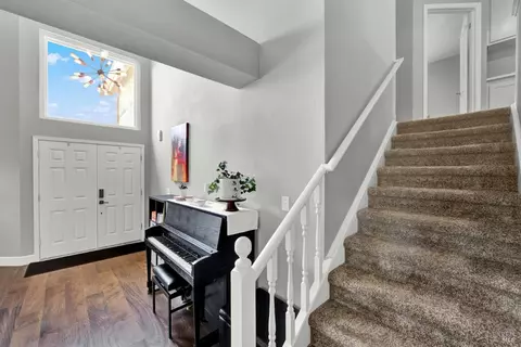 Entry Way - 3002 Poplar Ct, Fairfield, CA 94533 photo 8 of 11