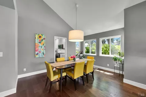 Dining - 3002 Poplar Ct, Fairfield, CA 94533 photo 1 of 9