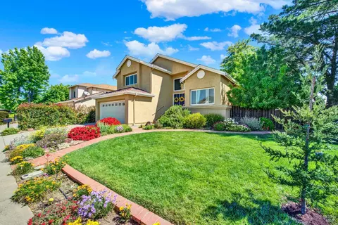 Exterior - 3002 Poplar Ct, Fairfield, CA 94533 photo 10 of 28