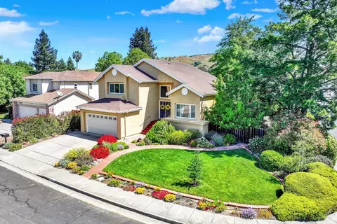 View/Area - 3002 Poplar Ct, Fairfield, CA 94533 photo 1 of 7