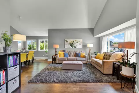 Living - 3002 Poplar Ct, Fairfield, CA 94533 photo 1 of 5