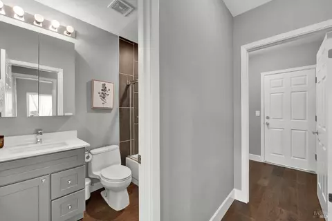 Entry Way - 3002 Poplar Ct, Fairfield, CA 94533 photo 6 of 11