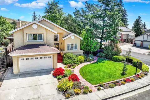 Exterior - 3002 Poplar Ct, Fairfield, CA 94533 photo 4 of 28