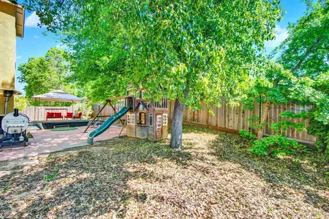 Exterior - 3002 Poplar Ct, Fairfield, CA 94533 photo 25 of 28