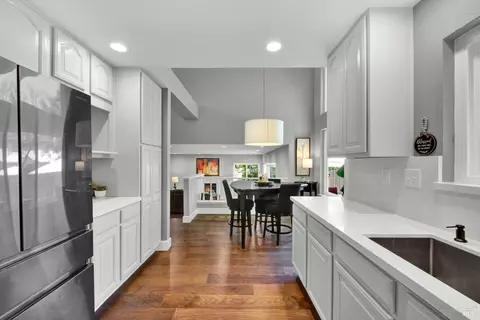 Kitchen - 3002 Poplar Ct, Fairfield, CA 94533 photo 6 of 9