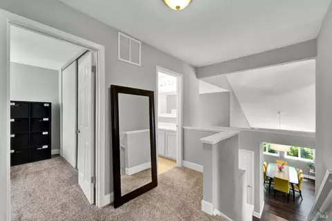 Entry Way - 3002 Poplar Ct, Fairfield, CA 94533 photo 9 of 11