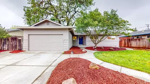 1245 Kerney St, Santa Rosa, CA 95401