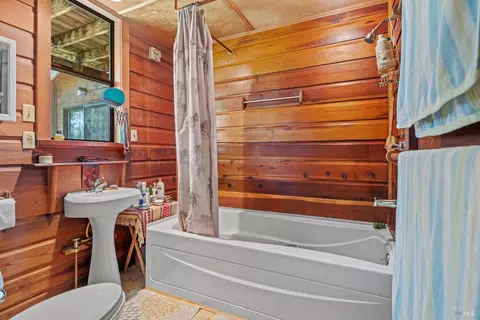 34000 Shimmins Ridge Rd, Willits, CA 95490 photo 14