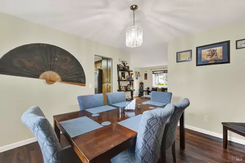Dining - 954 Coventry Ln, Fairfield, CA 94533 photo 3 of 4