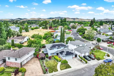 View/Area - 954 Coventry Ln, Fairfield, CA 94533 photo 5 of 11