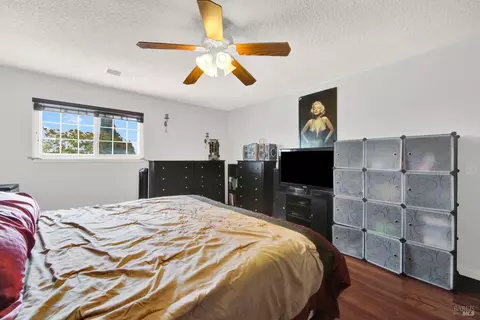 Bedroom - 954 Coventry Ln, Fairfield, CA 94533 photo 7 of 9