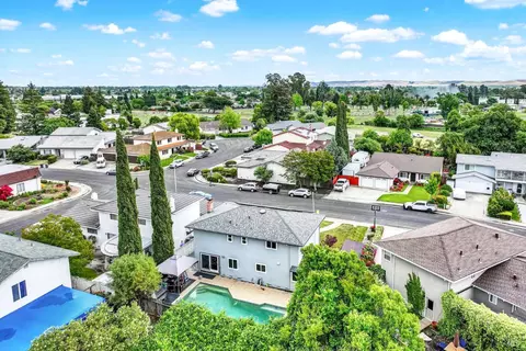 View/Area - 954 Coventry Ln, Fairfield, CA 94533 photo 10 of 11