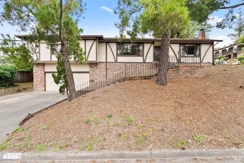 717 Buena Vista Dr, Santa Rosa, CA 95404
