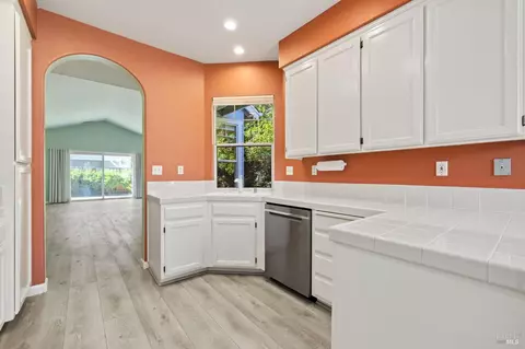 704 Mills Brothers Ct, Windsor, CA 95492 photo 16