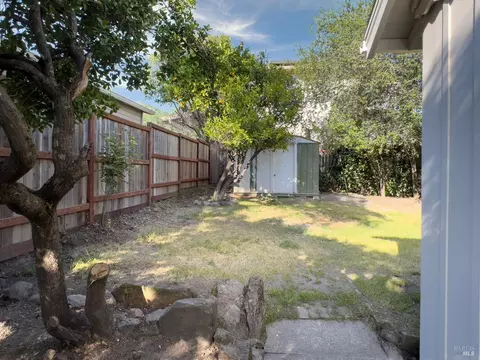 Exterior - 18259 5th Ave, Sonoma, CA 95476 photo 10 of 13