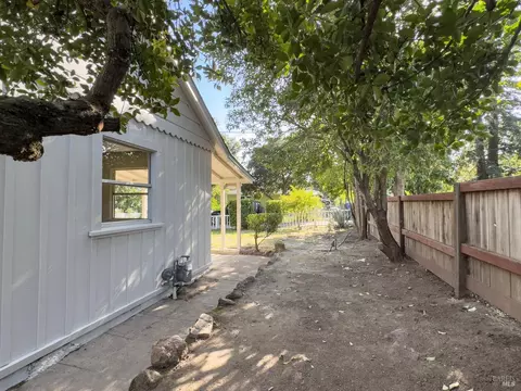 Exterior - 18259 5th Ave, Sonoma, CA 95476 photo 6 of 13