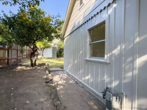 Exterior - 18259 5th Ave, Sonoma, CA 95476 photo 9 of 13