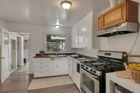 Kitchen - 18259 5th Ave, Sonoma, CA 95476 photo 2 of 2