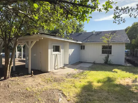 Exterior - 18259 5th Ave, Sonoma, CA 95476 photo 12 of 13