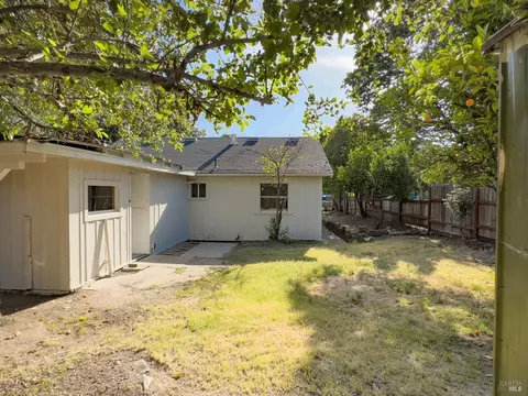 Exterior - 18259 5th Ave, Sonoma, CA 95476 photo 5 of 13