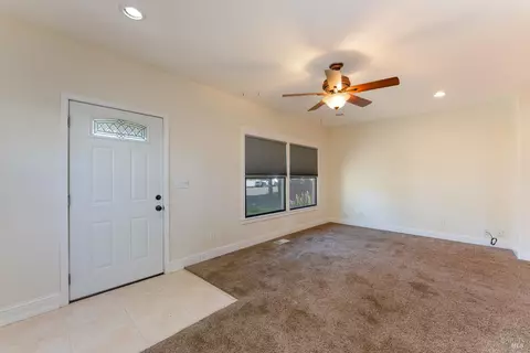 Living - 30 W Oak St, Willits, CA 95490 photo 1 of 4