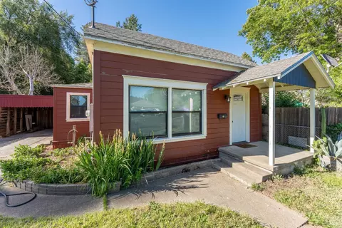 30 W Oak St, Willits, CA 95490