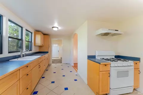 Kitchen - 30 W Oak St, Willits, CA 95490 photo 3 of 3