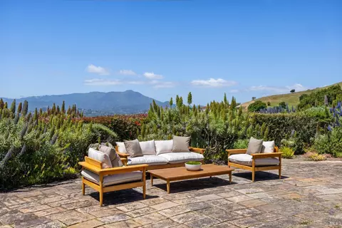 Exterior - 100 Rolling Hills Rd, Tiburon, CA 94920 photo 17 of 20
