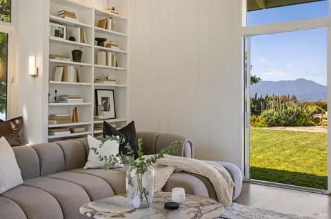 Living - 100 Rolling Hills Rd, Tiburon, CA 94920 photo 5 of 6