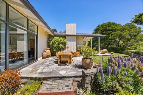 Exterior - 100 Rolling Hills Rd, Tiburon, CA 94920 photo 9 of 20