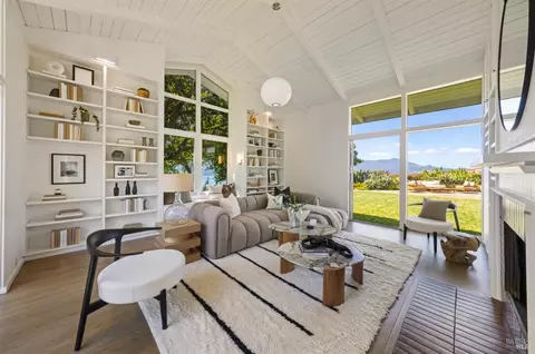 Living - 100 Rolling Hills Rd, Tiburon, CA 94920 photo 4 of 6