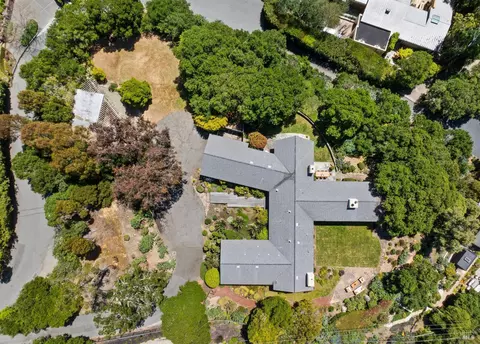 View/Area - 100 Rolling Hills Rd, Tiburon, CA 94920 photo 5 of 6