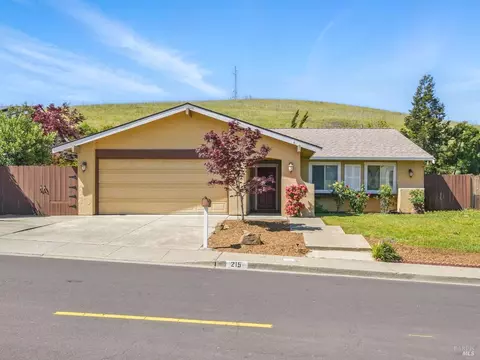215 Panorama Dr, Benicia, CA 94510